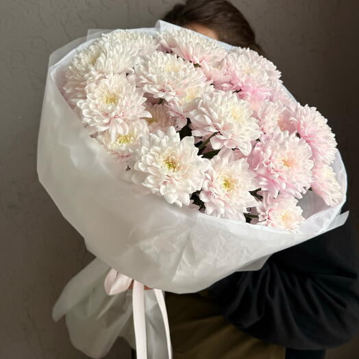 Стойкий нежно розовый моно букет из 5 хризантем 🌸