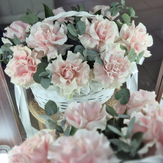 Корзина с французкой розой 13 шт 💝