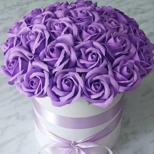 Букет 35 сиреневых мыльных роз