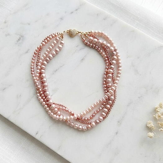 Колье из жемчуга Лилу