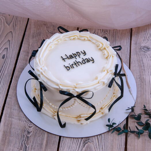 Торт с рюшами и бантиками Ламбет Happy Birthday, 2кг