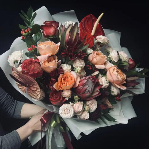 WOW Букет «Королевский подарок»