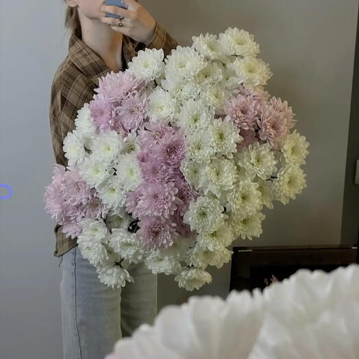 Букет из 15 кустовых хризантем
