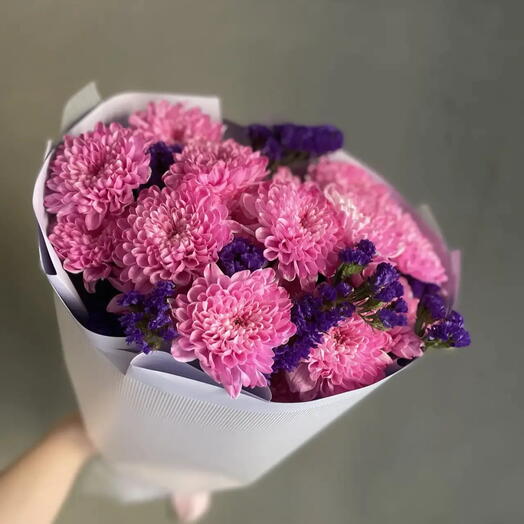 Букет из ярких хризантем 🩷💜