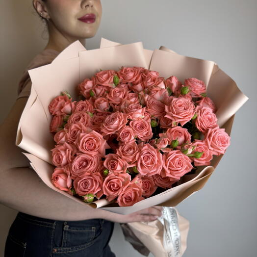 Букет из 15 кустовых роз