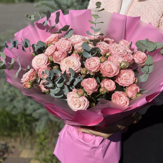 Букет розовых роз