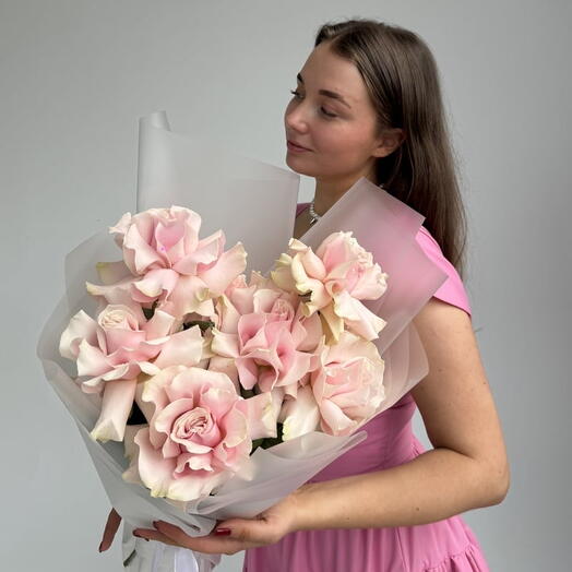 Букет из 7 французских роз "PINK MONDIAL"