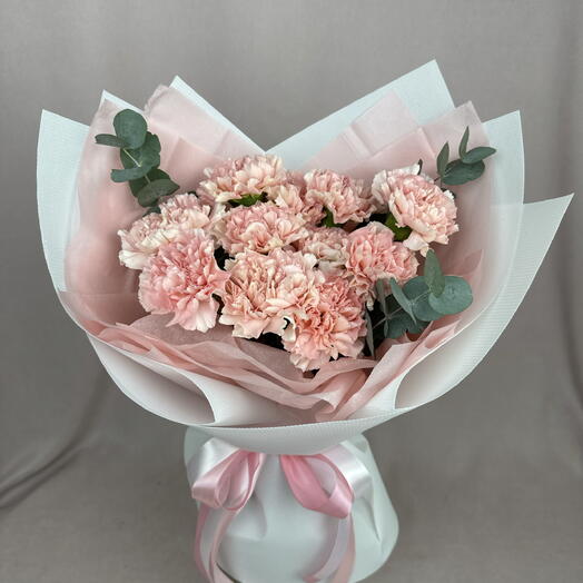 11 диантусов с эвкалиптом 🤍💕