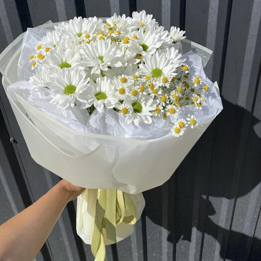 Летний с ромашками любовь
