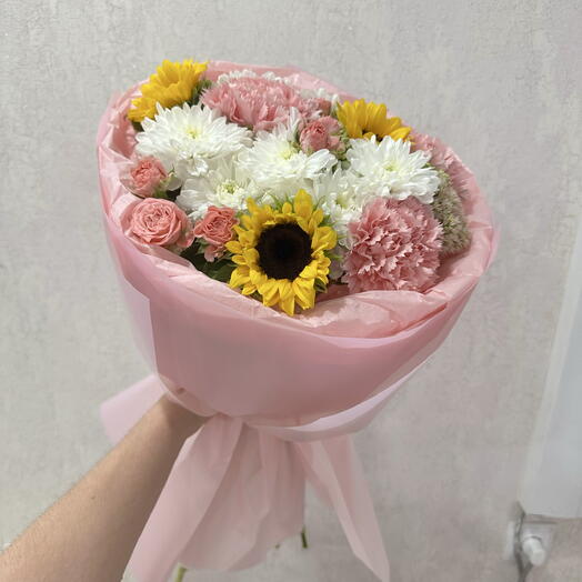 Букет с подсолнухами