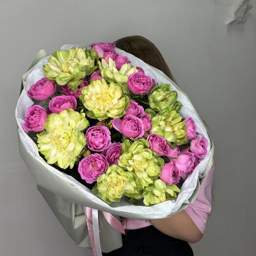 Букет из роз Вегги и Мисти баблс