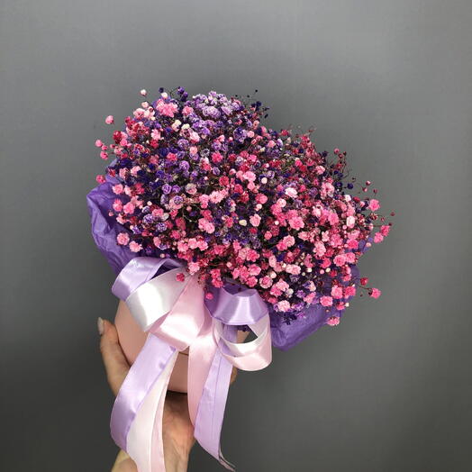 Нежная коробочка с розовыми и фиолетовыми гипсофилами🌸🩷🌸