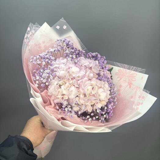 Нежный букет с розовой гортензией и гипсофилами🌸🩷🌸