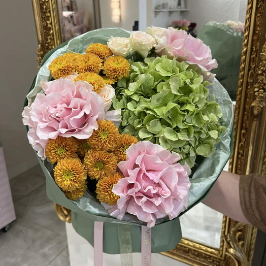 Авторский осенний букет с розами, гортензий и хризантемой 🧡