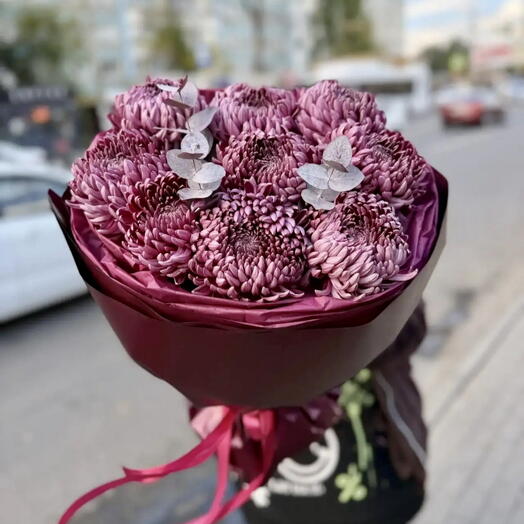 Букет из хризантем Бигуди «Ягодный бархат»