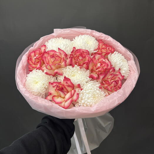 Букет Роза и хризантема