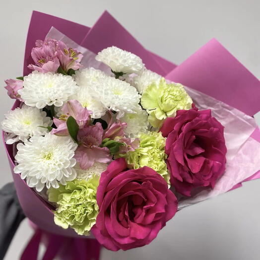 Фуксия💗 розы, хризантемы и диантусы