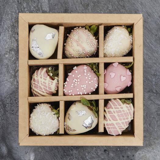 Набор из клубники в шоколаде  4 для любимой девушки