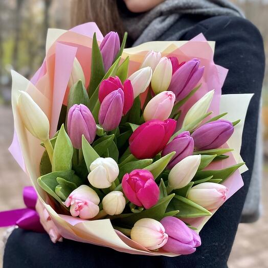 Bouquet of tulips