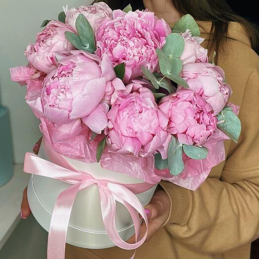 A box with peonies "Sarah"