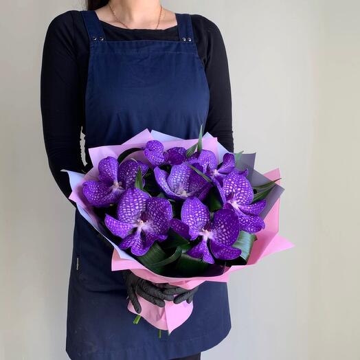 Bouquet of vandas