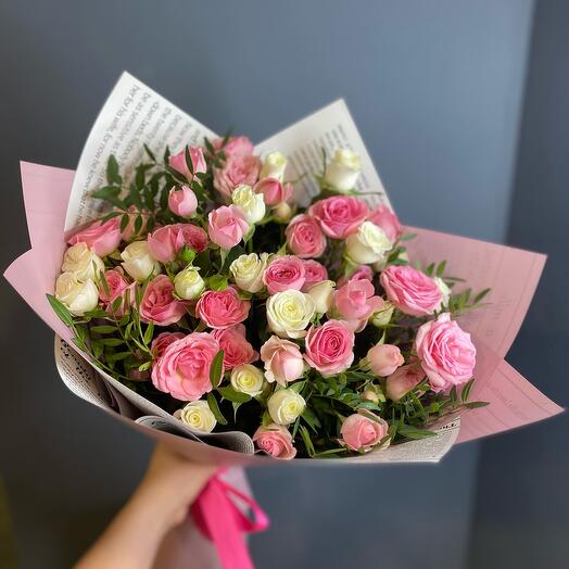 Кустовые розы премиум 11 веток