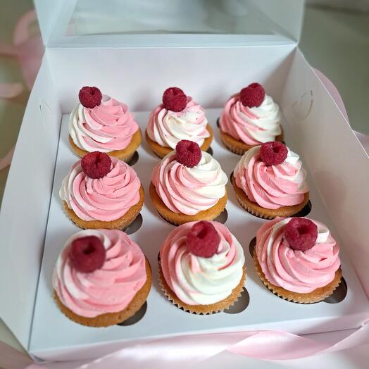 Birthday cupcakes