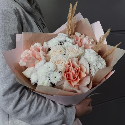 Bouquet with lace roses "Spicy Boho"