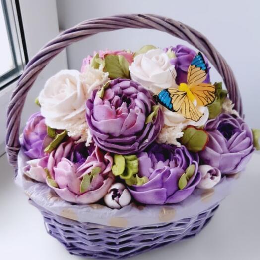 Зефирные цветы в корзинке