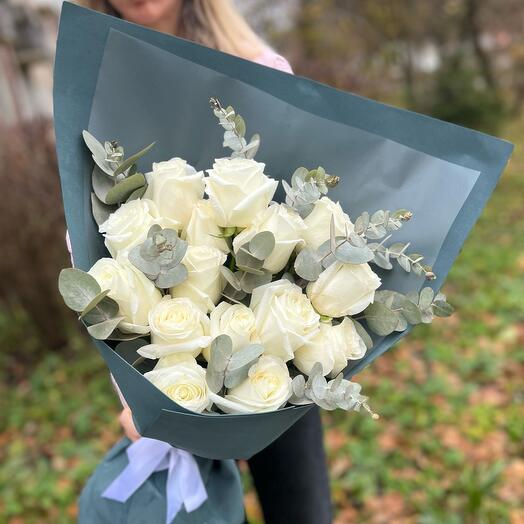 Букет белых роз для самых нежных