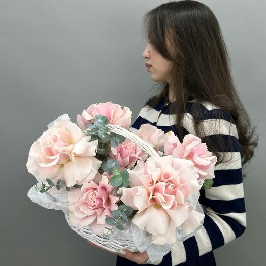 Весна в корзине