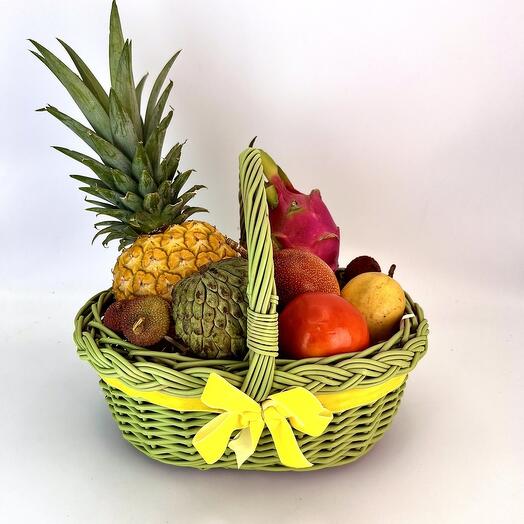 Fruit basket "Bright taste"