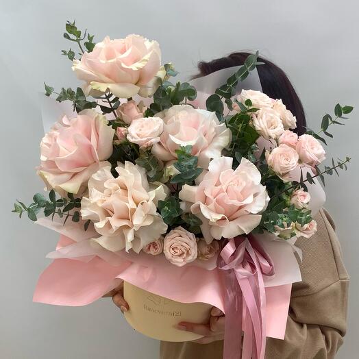 Нежная композиция с розами