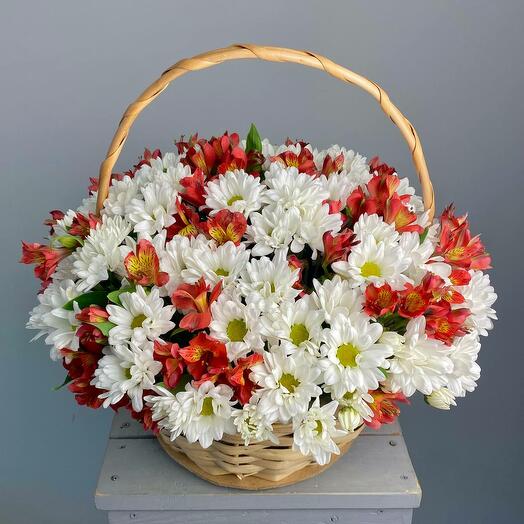 Корзина с цветами