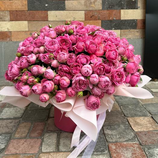 Коробка с пионовидными розами💕