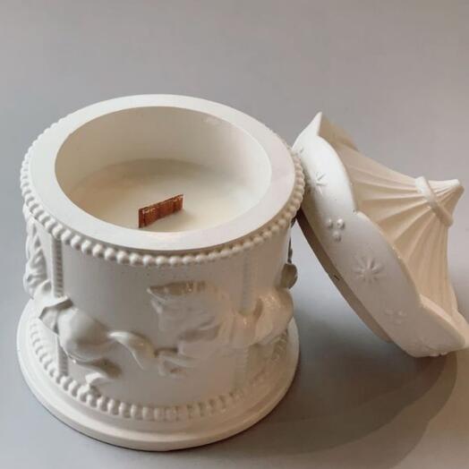 Свеча Карусель с ароматом