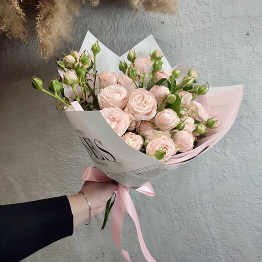 Ramo de rosas de arbusto