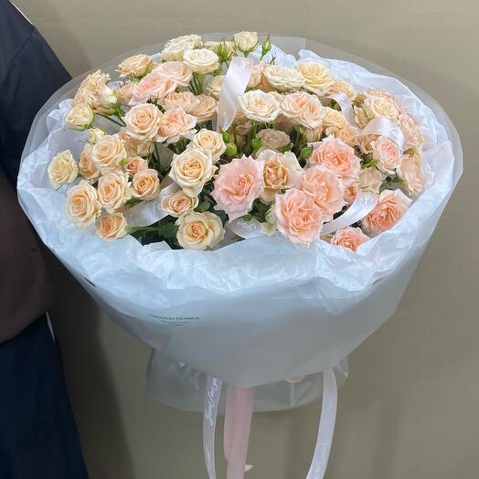 Моно из кустовых роз (25 шт)
