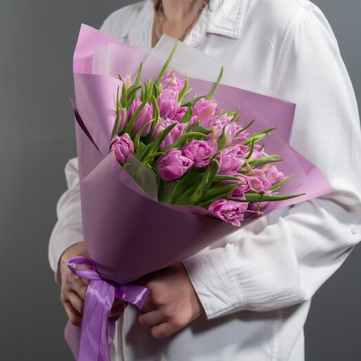 Bouquet of 25 peony-shaped purple tulips Double Price in designer packaging