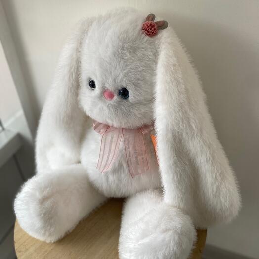 Плюшевый зайчик 🤍🐰
