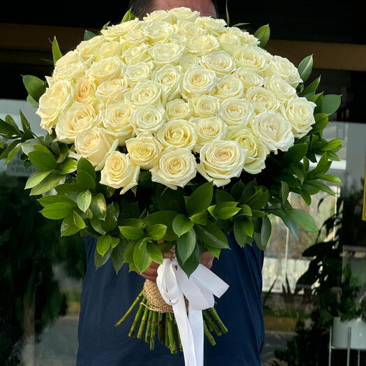 White rose buketi