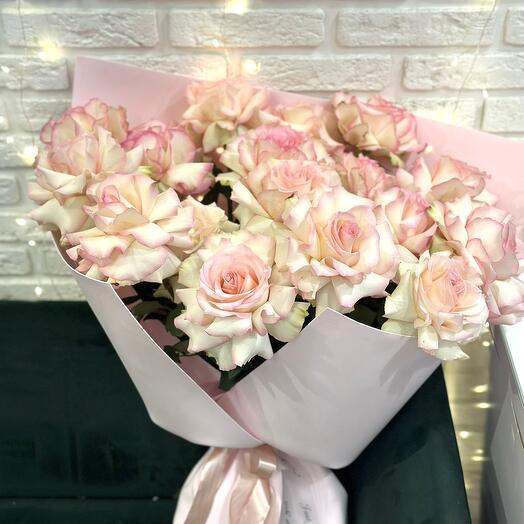 Букет из 15 франзуских роз