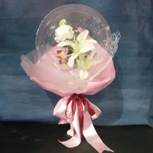 Букет в шаре "Нежный"