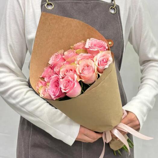 Bouquet of 13 green and pink roses