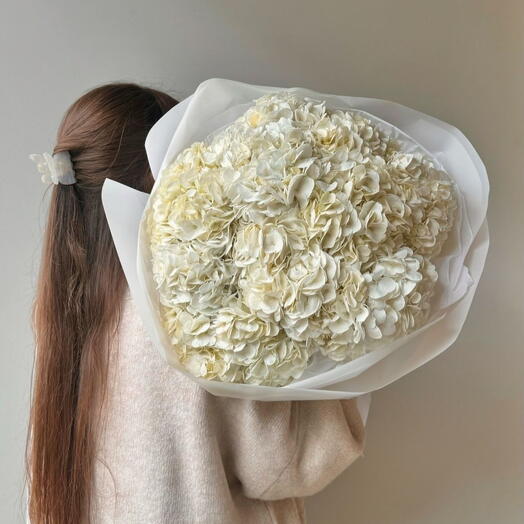 Букет премиальных гортензий