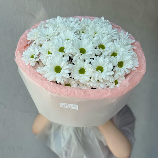 Monobucket made of chrysanthemum chamomile