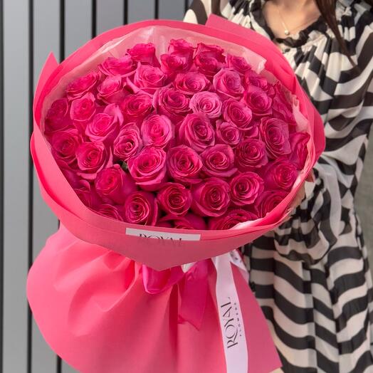 Монобукет из малиновых роз