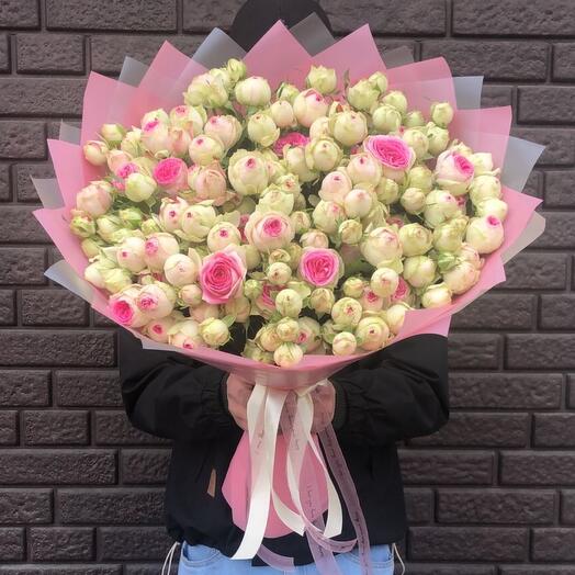 Нежные пионовидные кустовые розы 💕