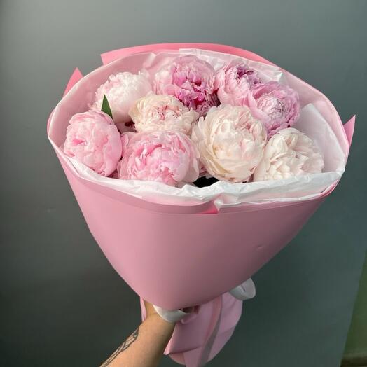 Bouquet of 9 peonies mix