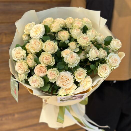 Букет из кустовых роз 💛
